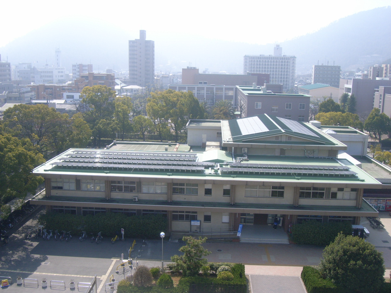 香川大学太陽光発電